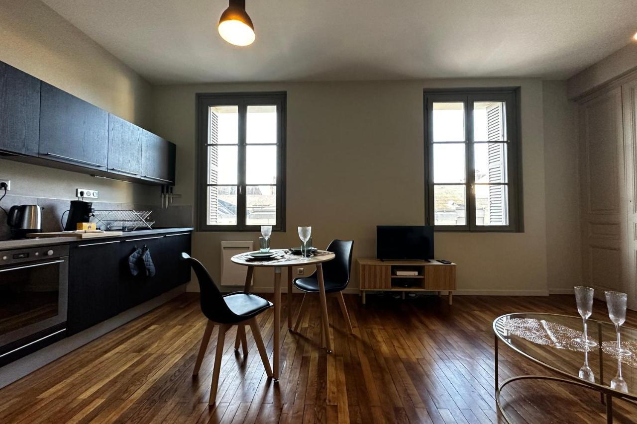 Le Magistral Beautiful One-Bedroom Apartment In The Historic Heart Of ตูร์ ภายนอก รูปภาพ